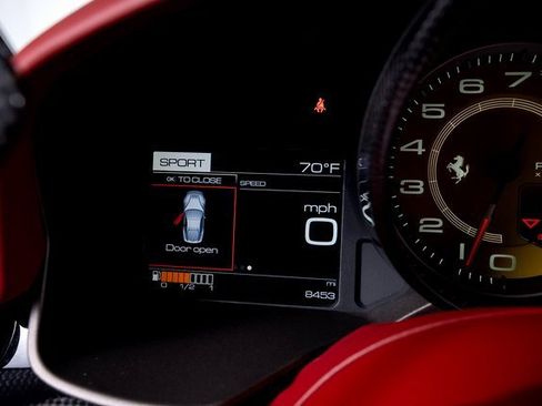 Used 2016 Ferrari F12 Berlinetta image 38