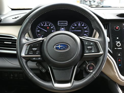 Used 2020 Subaru Outback Limited AWD/4WD image 17