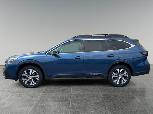 Used 2022 Subaru Outback Limited AWD/4WD image 2