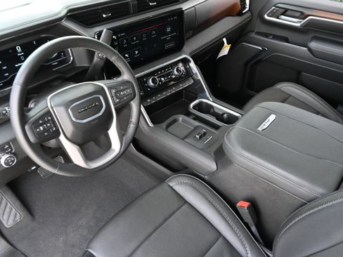 Used 2024 GMC Sierra 2500 Denali w/ Denali Reserve Package image 12