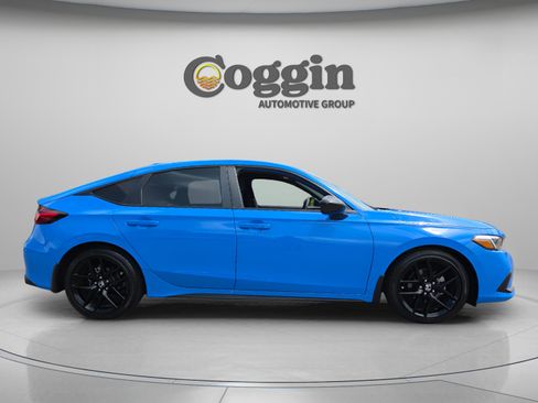 Used 2024 Honda Civic Sport image 6