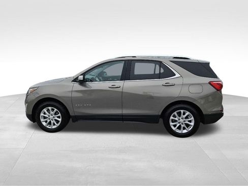 Used 2018 Chevrolet Equinox LT w/ Sun & Infotainment Package AWD/4WD image 9