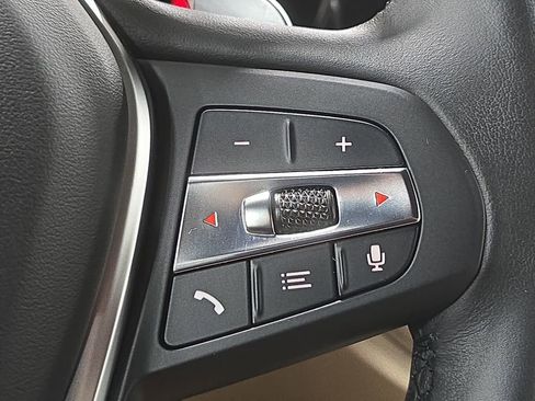 Used 2019 BMW 330i Sedan w/ Driving Assistance Package image 18