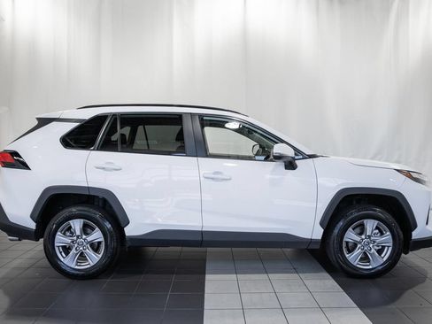 Used 2025 Toyota RAV4 XLE w/ Convenience Package AWD/4WD image 3