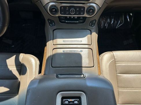 Used 2018 GMC Yukon XL Denali w/ Denali Ultimate Package AWD/4WD image 33