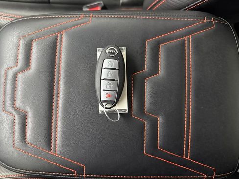 Used 2023 Nissan Frontier PRO-4X w/ Pro-4X Premium Package image 35