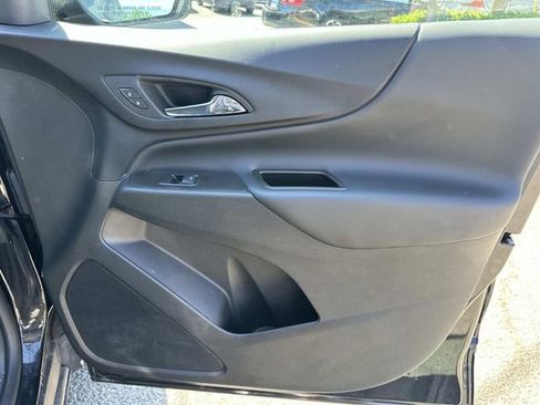 Used 2024 Chevrolet Equinox LT w/ LPO, Floor Liner Package FWD image 8