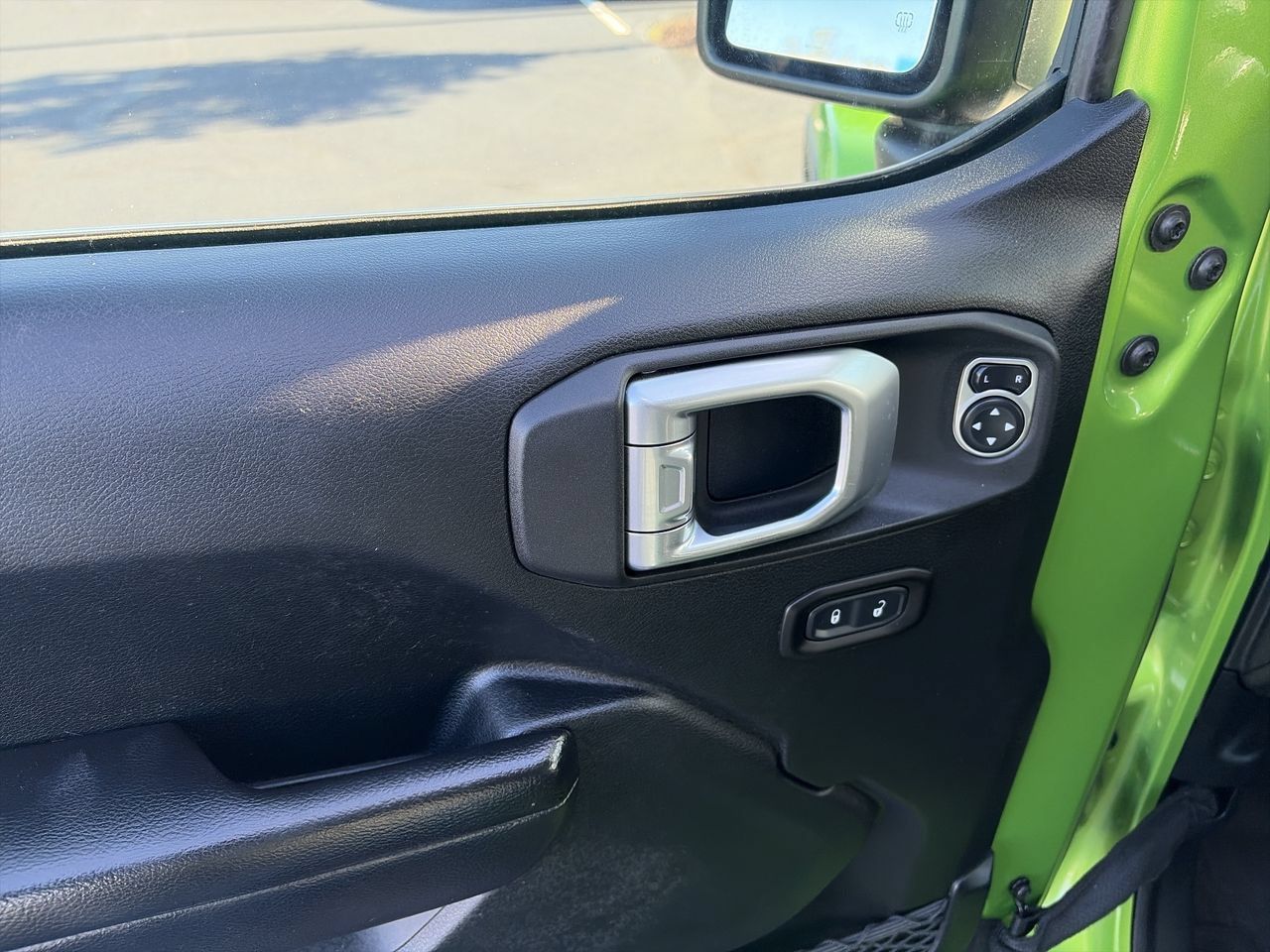 Used 2019 Jeep Wrangler Unlimited Rubicon AWD/4WD image 19