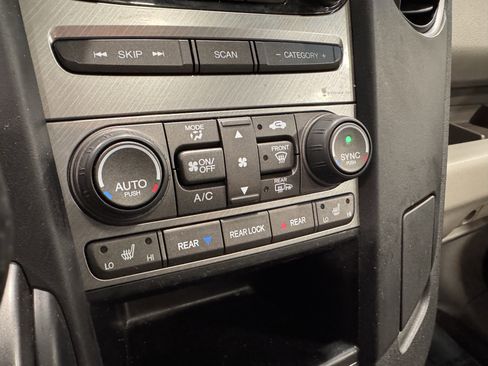 Used 2012 Honda Pilot EX-L image 8