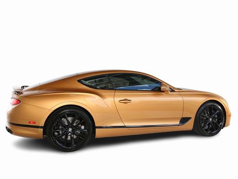 Used 2022 Bentley Continental GT image 5