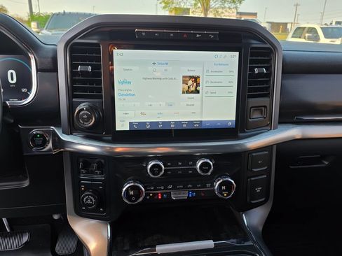Used 2021 Ford F150 Lariat w/ Equipment Group 502A High AWD/4WD image 24