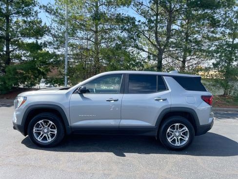 Used 2026 GMC Terrain Elevation AWD/4WD image 2