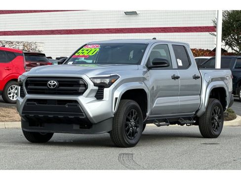 New 2025 Toyota Tacoma SR image 8