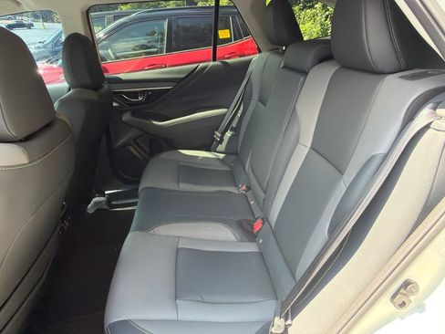 Used 2023 Subaru Outback Onyx Edition XT AWD/4WD image 11