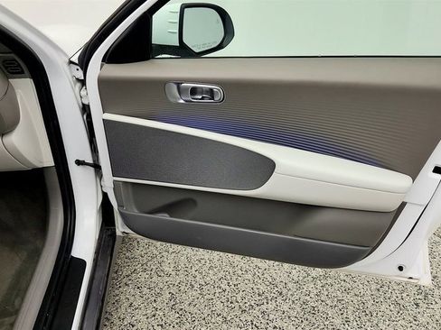 Used 2024 Hyundai Ioniq 6 SEL RWD image 22