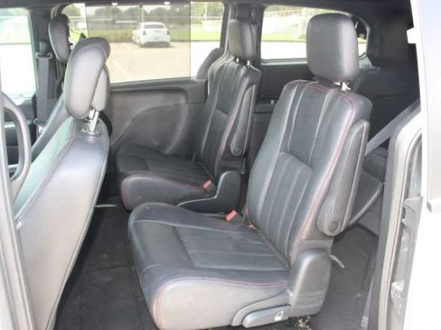 Used 2019 Dodge Grand Caravan GT FWD image 20