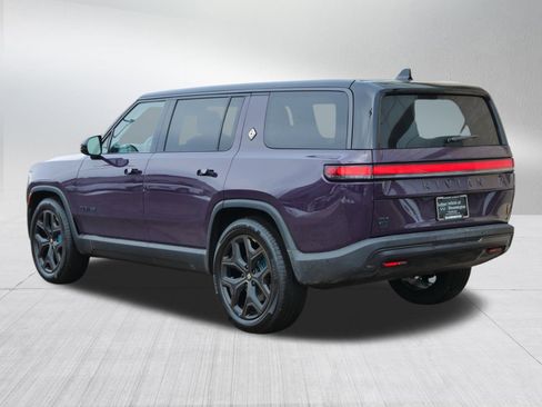 Used 2026 Rivian R1S Premium image 5