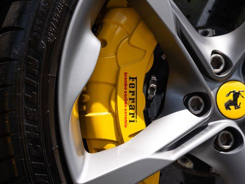Used 2021 Ferrari SF90 Stradale AWD/4WD image 10