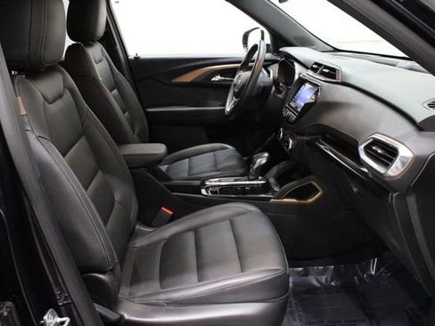 Used 2021 Chevrolet TrailBlazer ACTIV w/ Convenience Package image 13