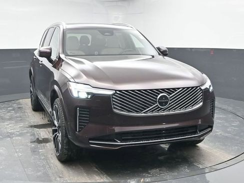 New 2026 Volvo XC90 B6 Plus w/ Protection Package Premier image 2
