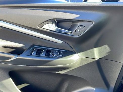 Used 2023 Chevrolet Bolt EUV LT w/ Comfort Package image 27