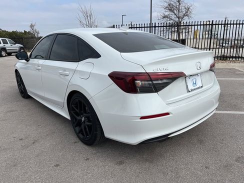 Certified 2025 Honda Civic Sport image 6