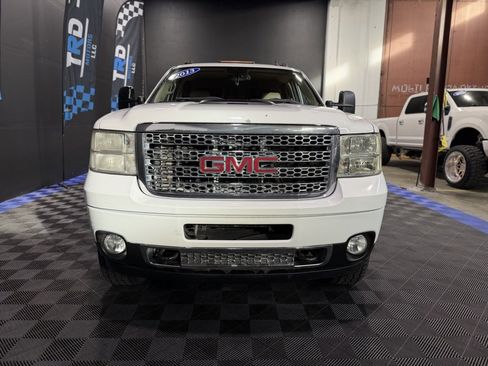 Used 2013 GMC Sierra 3500 Denali image 7
