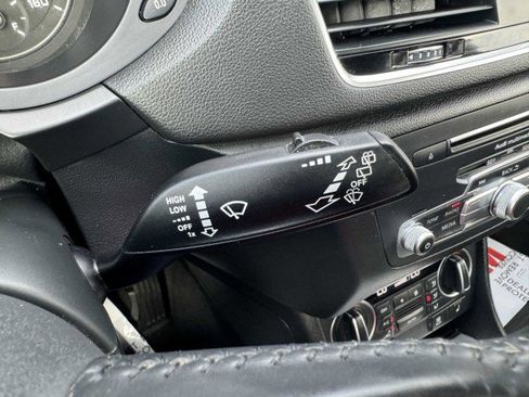 Used 2017 Audi Q3 2.0T Premium image 26