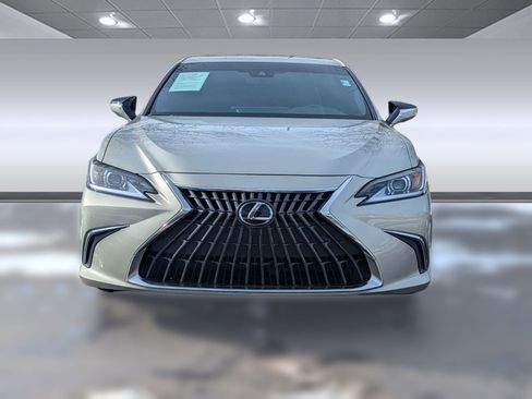 Certified 2025 Lexus ES 300h w/ Luxury Package image 6