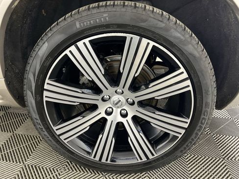 Used 2023 Volvo XC90 B6 Ultimate AWD/4WD image 35
