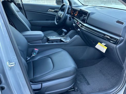 New 2026 Kia Sportage EX image 12