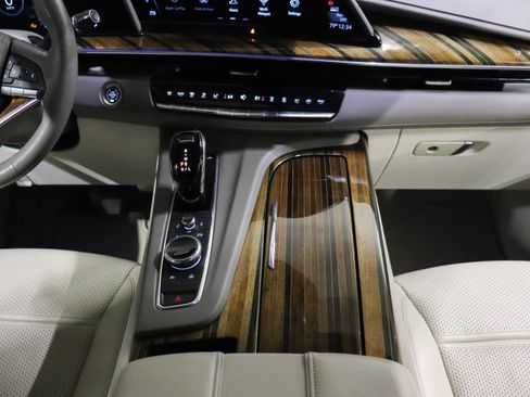 Certified 2022 Cadillac Escalade ESV Sport Platinum image 33