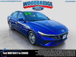 Used 2024 Hyundai Elantra SE video 1