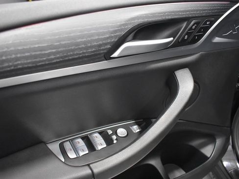 Used 2024 BMW X3 xDrive30i image 15