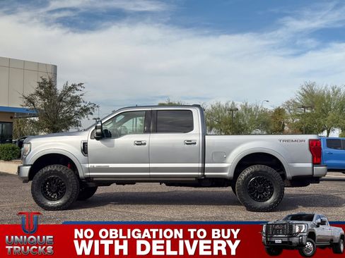 Used 2022 Ford F350 Platinum w/ Tremor Off-Road Package image 9