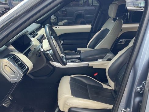 Used 2019 Land Rover Range Rover Sport HSE Dynamic AWD/4WD image 7