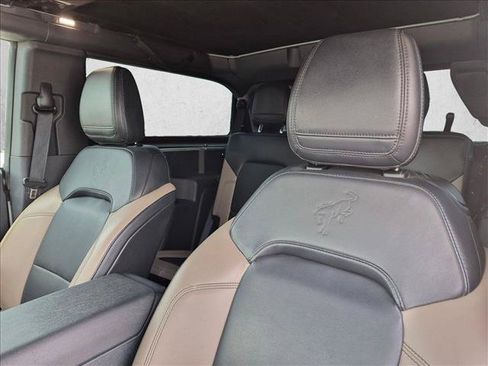 Used 2023 Ford Bronco Wildtrak AWD/4WD image 12