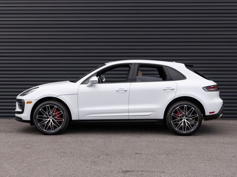 New 2026 Porsche Macan S image 2