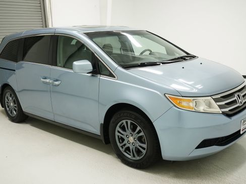 Used 2011 Honda Odyssey EX-L image 3