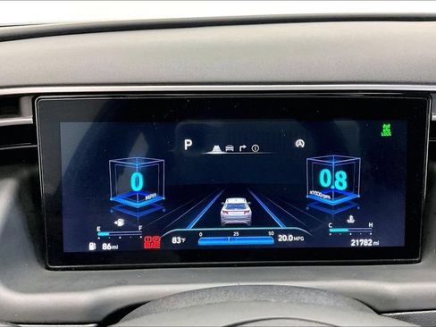 Certified 2023 Hyundai Tucson Limited AWD/4WD image 22