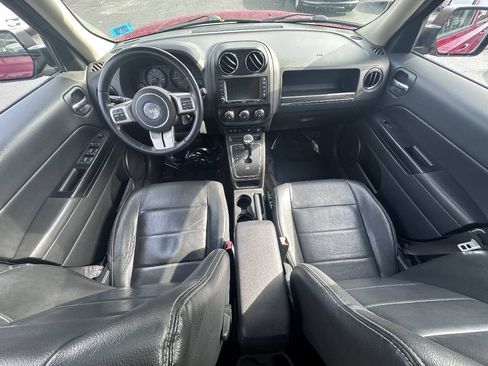Used 2015 Jeep Patriot High Altitude AWD/4WD image 13
