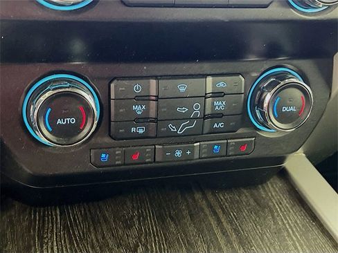 Used 2020 Ford F350 Lariat w/ Lariat Ultimate Package image 17