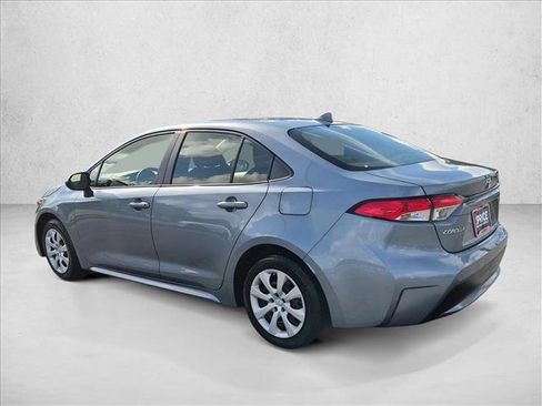 Used 2022 Toyota Corolla LE FWD image 8