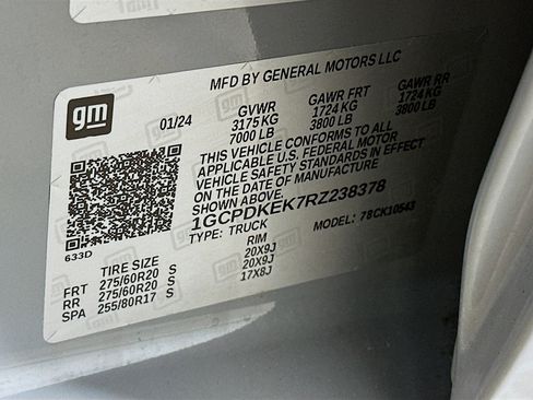 Used 2024 Chevrolet Silverado 1500 LT image 12