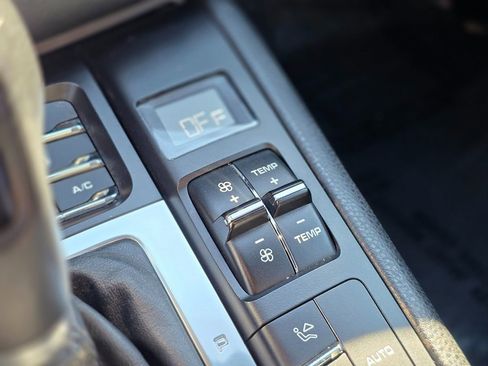 Used 2016 Porsche Macan S image 37