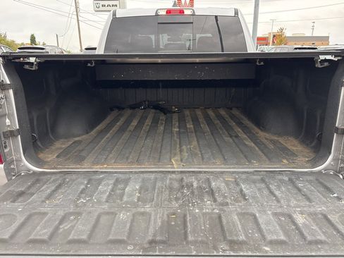 Used 2019 RAM 1500 Laramie image 6