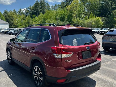Used 2023 Subaru Forester Limited AWD/4WD image 7