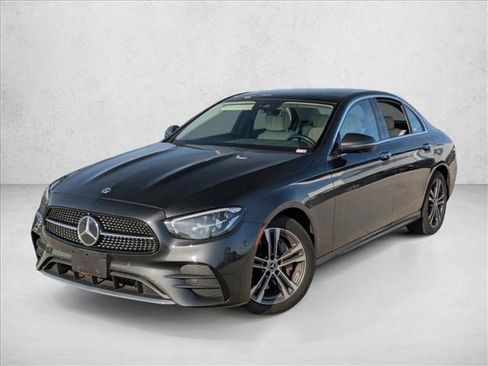 Used 2023 Mercedes-Benz E 350 4MATIC Sedan image 1