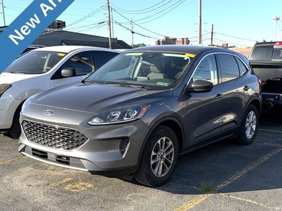 Used 2022 Ford Escape SE w/ Convenience Package