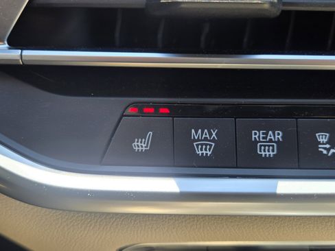 Used 2020 BMW X5 sDrive40i image 22